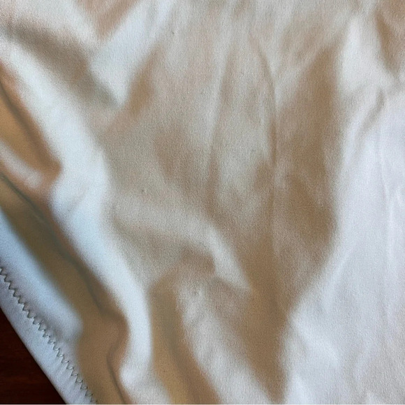 Vanilla/Beach Mint Scalloped One Piece Bikini Swimsuit Halter Size XL - Picture 6 of 10